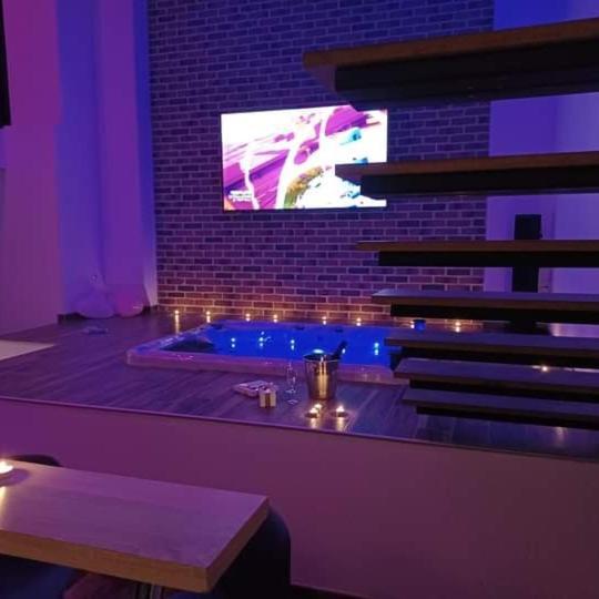 Ferriere-la-Grande Magnifique Loft Avec Jacuzzi Et Sauna Privatif מראה חיצוני תמונה