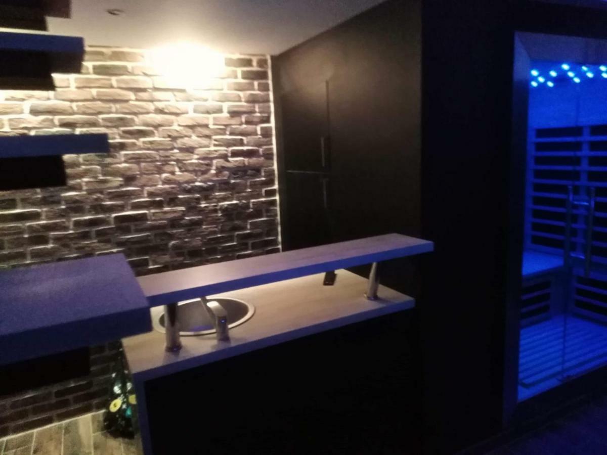 Ferriere-la-Grande Magnifique Loft Avec Jacuzzi Et Sauna Privatif מראה חיצוני תמונה